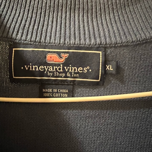 Men’s Vineyard Vines 3/4 zip sweater - Picture 2 of 2